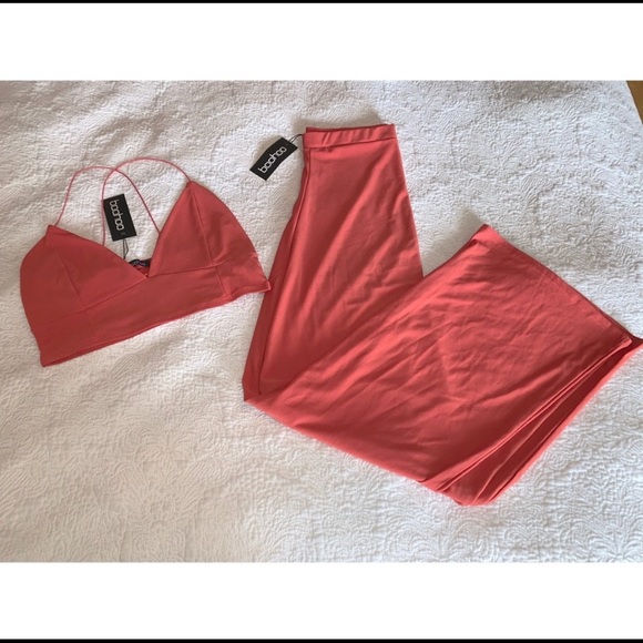 BOOHOO | matching red outfit - Picture 7 of 10